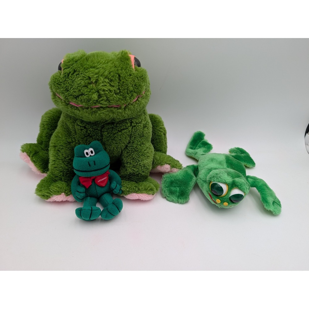 Fiesta Fun World Plush Frog Lot Green Pink Red 9 Inch 5095 Vintage
